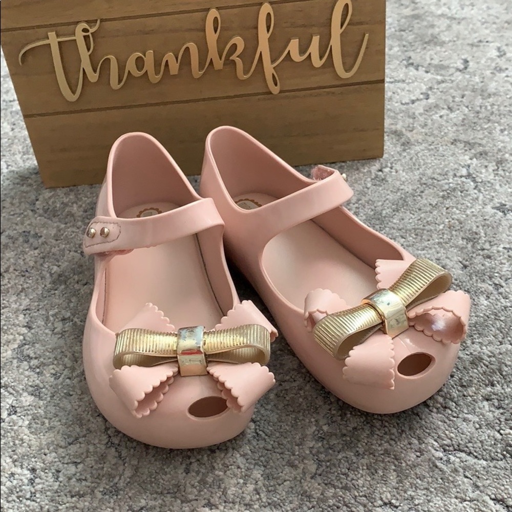 Mini melissa